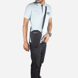 Carbonado Todd Hard Shell Sling Bag Black (25X18X5)