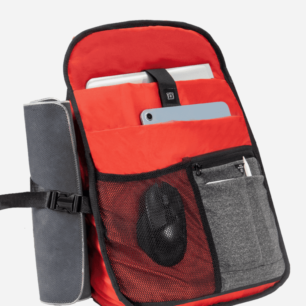 Carbonado Gaming Black Back Pack 35 L