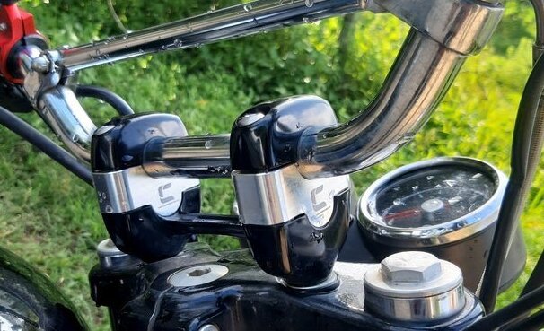 1 Inch Straight Handlebar Risers for Interceptor 650