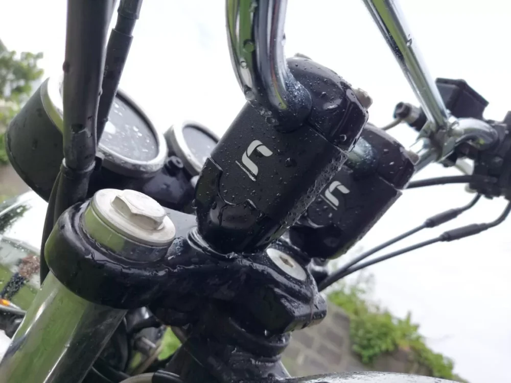 IMG-20210619-WA0029_1500x-jpg 2Inch Handlebar Raiser For Interceptor 650 Black (Insert Type)