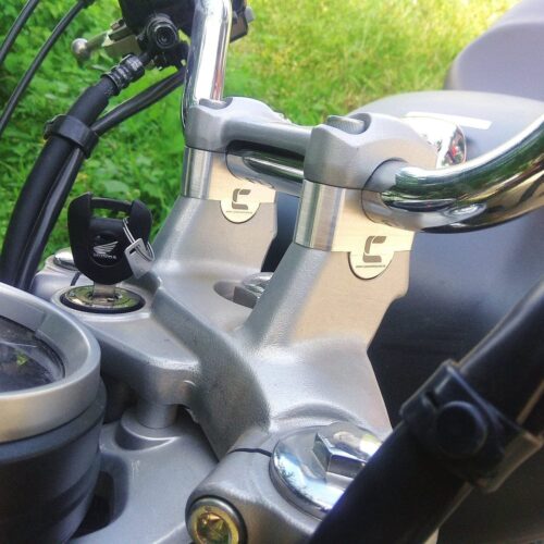Aluminum Handlebar Raisers For Honda H'Ness Blac