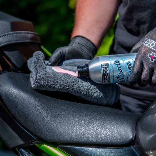 Muc-Off Powersports Dirt Bucket Kit